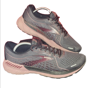 Brooks Adrenaline GTS 21 Women's Running Sneakers. Size 11B